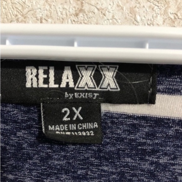 Navy & White Stripe Maxi Dress w/ Cold Shoulders!!! - Picture 3 of 4